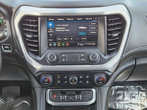 Used 2023 GMC Acadia SLT FWD image 18