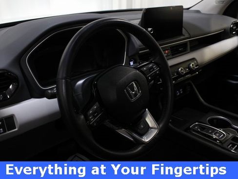 Used 2024 Honda Pilot Elite image 2