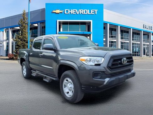 Used 2022 Toyota Tacoma SR AWD/4WD image 1