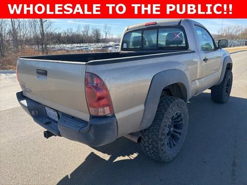 Used 2005 Toyota Tacoma 4x4 Regular Cab image 3