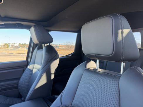 Used 2025 Toyota Tacoma TRD Off-Road image 13