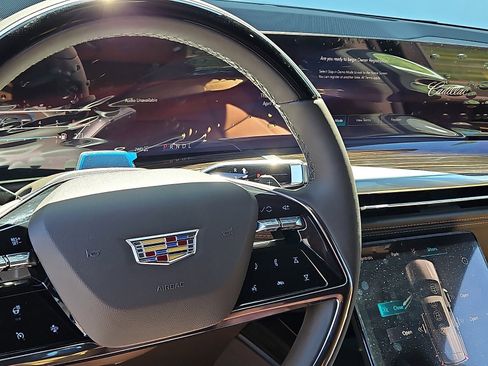 New 2026 Cadillac Escalade Luxury w/ Touring Package image 14