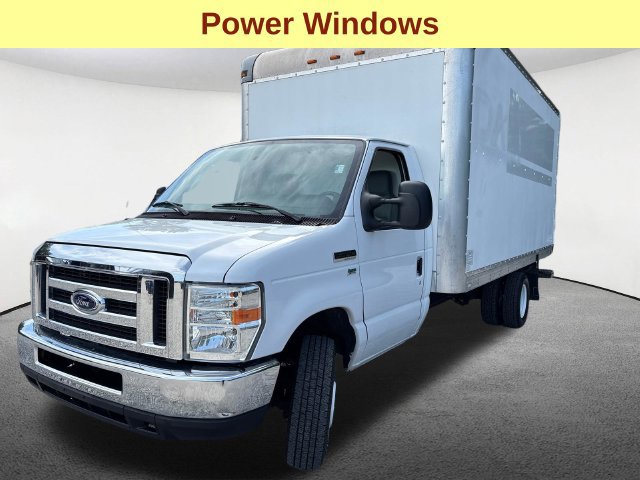 Used 2015 Ford E-350 and Econoline 350 Super Duty RWD image 5