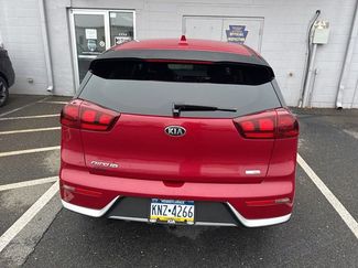 Used 2018 Kia Niro FE video 3
