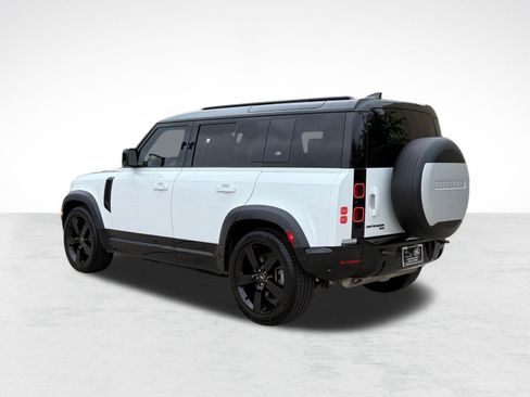 Used 2023 Land Rover Defender 110 X-Dynamic SE AWD/4WD image 3