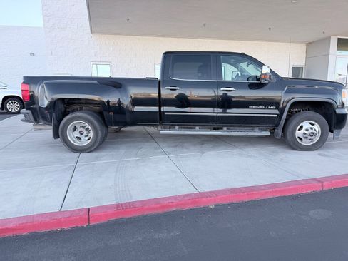 Used 2015 GMC Sierra 3500 Denali w/ Duramax Plus Package image 2