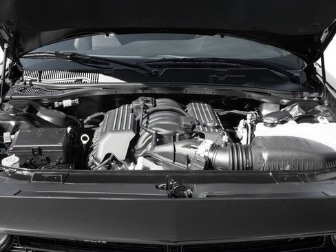 Used 2016 Dodge Challenger R/T Scat Pack w/ Leather Interior Group RWD image 16