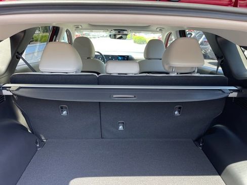 Used 2025 Hyundai Tucson Limited image 13