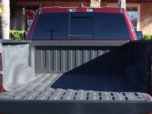 Used 2021 RAM 1500 Big Horn image 8