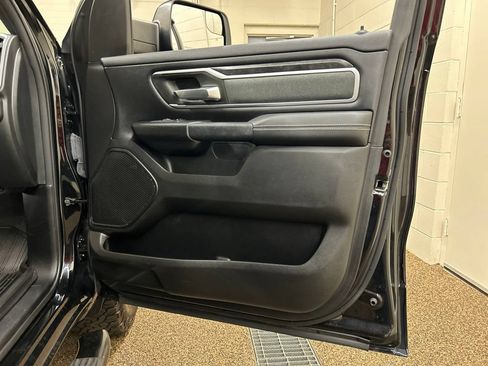 Used 2023 RAM 1500 Big Horn AWD/4WD image 14