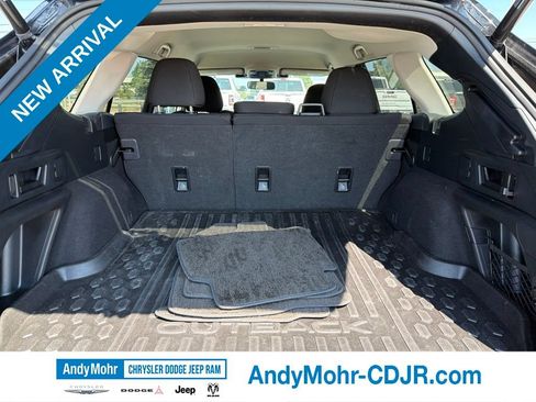 Used 2023 Subaru Outback Premium AWD/4WD image 16
