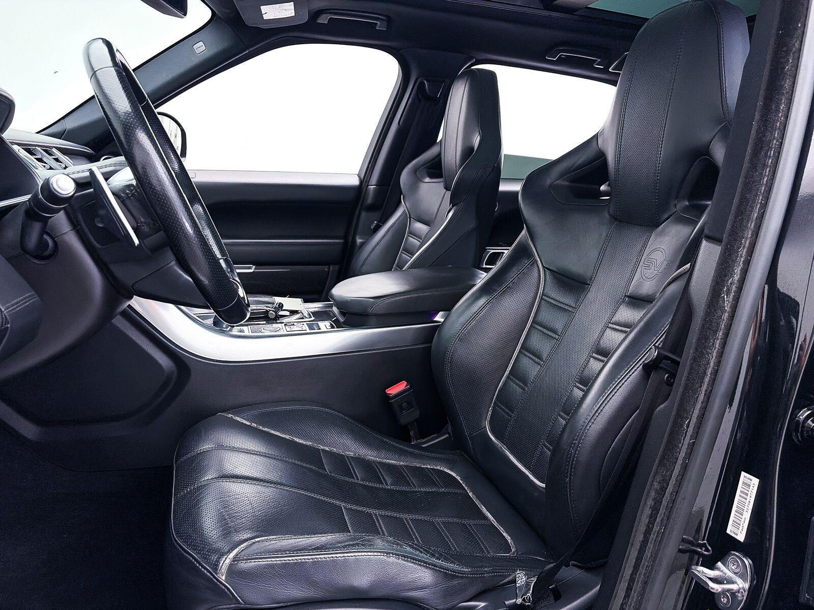 Used 2015 Land Rover Range Rover Sport SVR AWD/4WD image 16