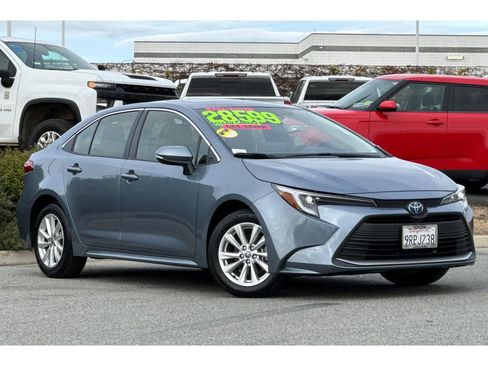 Certified 2025 Toyota Corolla Hybrid Sedan image 2