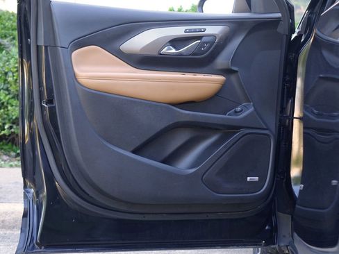 Used 2020 GMC Terrain SLT w/ Preferred Package FWD image 35