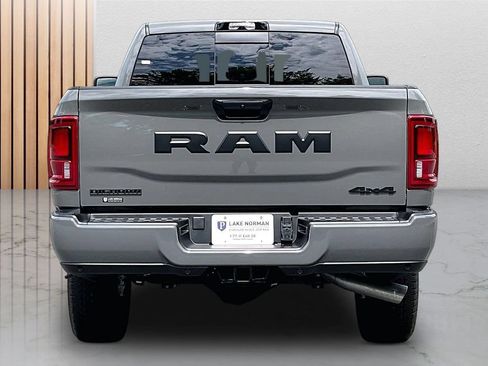 New 2026 RAM 2500 Big Horn AWD/4WD image 8