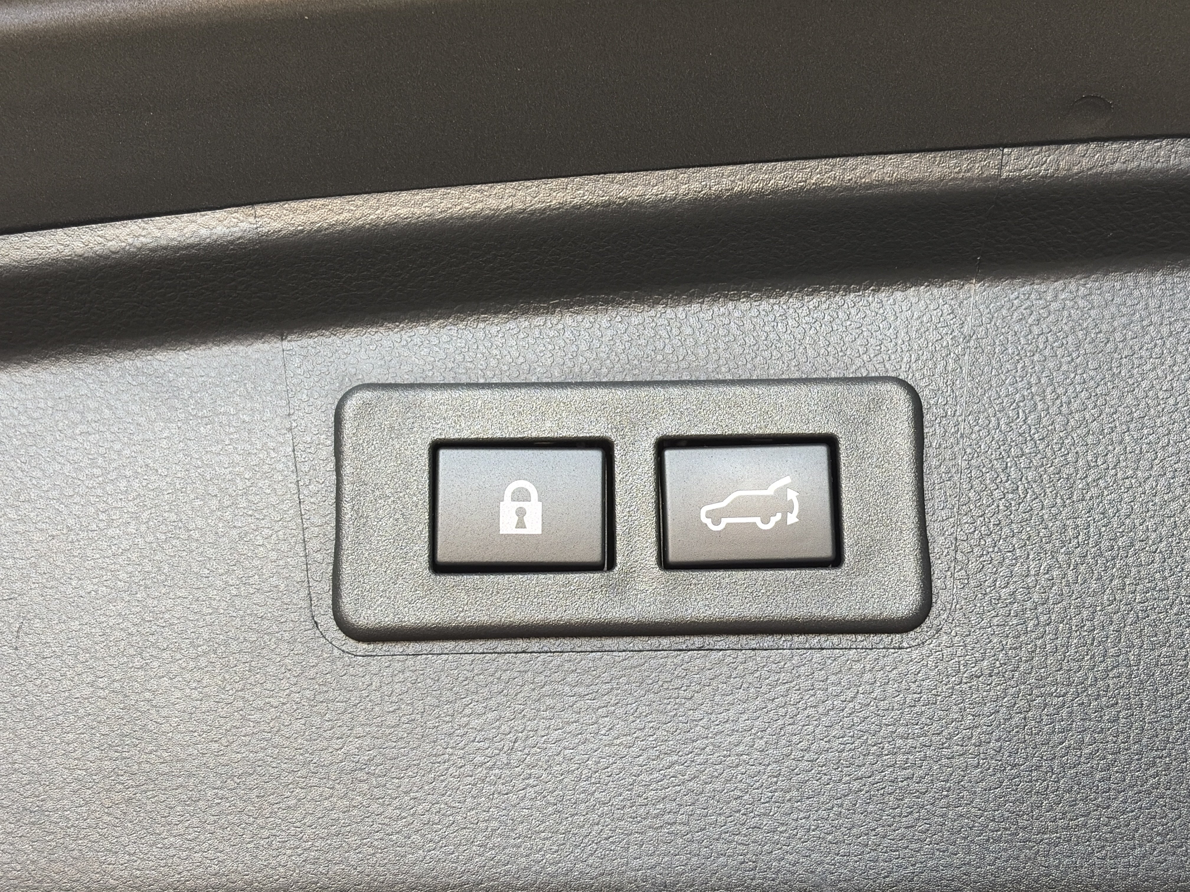 Used 2025 Subaru Outback Premium AWD/4WD image 15