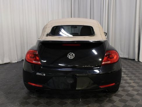 Used 2015 Volkswagen Beetle R-Line image 21