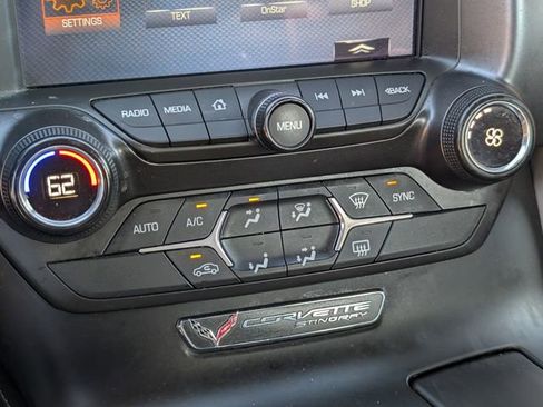 Used 2017 Chevrolet Corvette Stingray Coupe w/ 1LT image 17