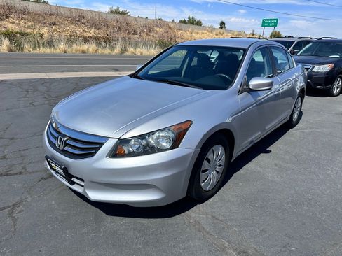 Used 2011 Honda Accord LX image 2