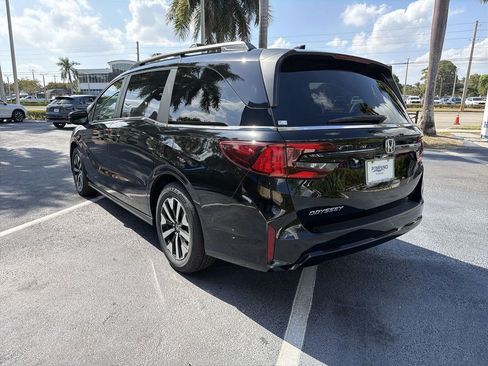 New 2026 Honda Odyssey EX-L image 6