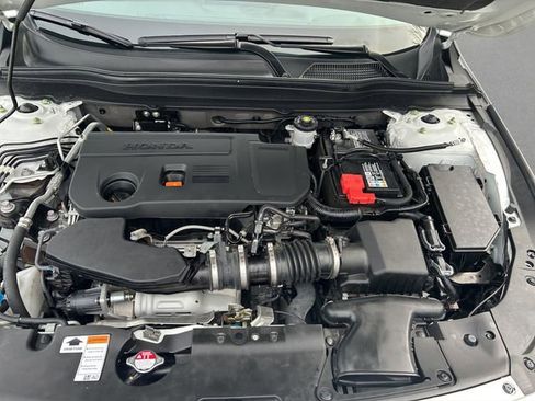 Used 2022 Honda Accord Touring image 28