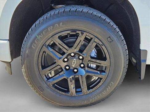 New 2026 Chevrolet Silverado 1500 Custom image 10