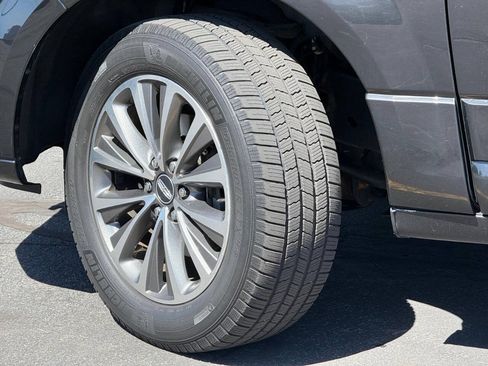 Used 2017 Lincoln Navigator L Select AWD/4WD image 20