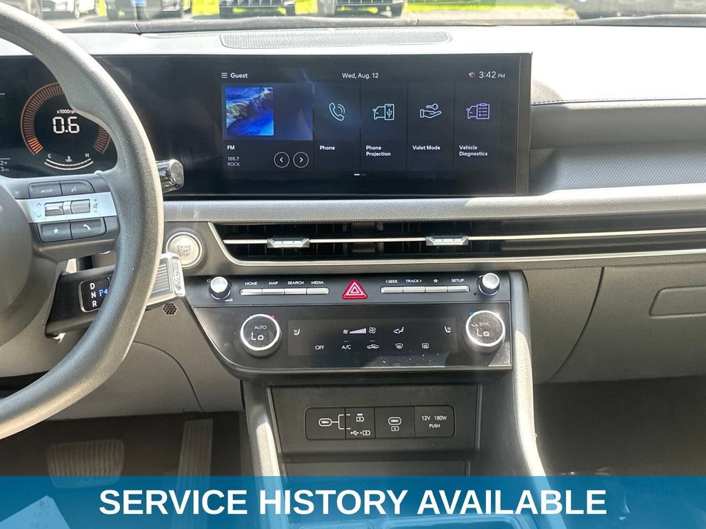 Used 2025 Hyundai Sonata SEL FWD image 23