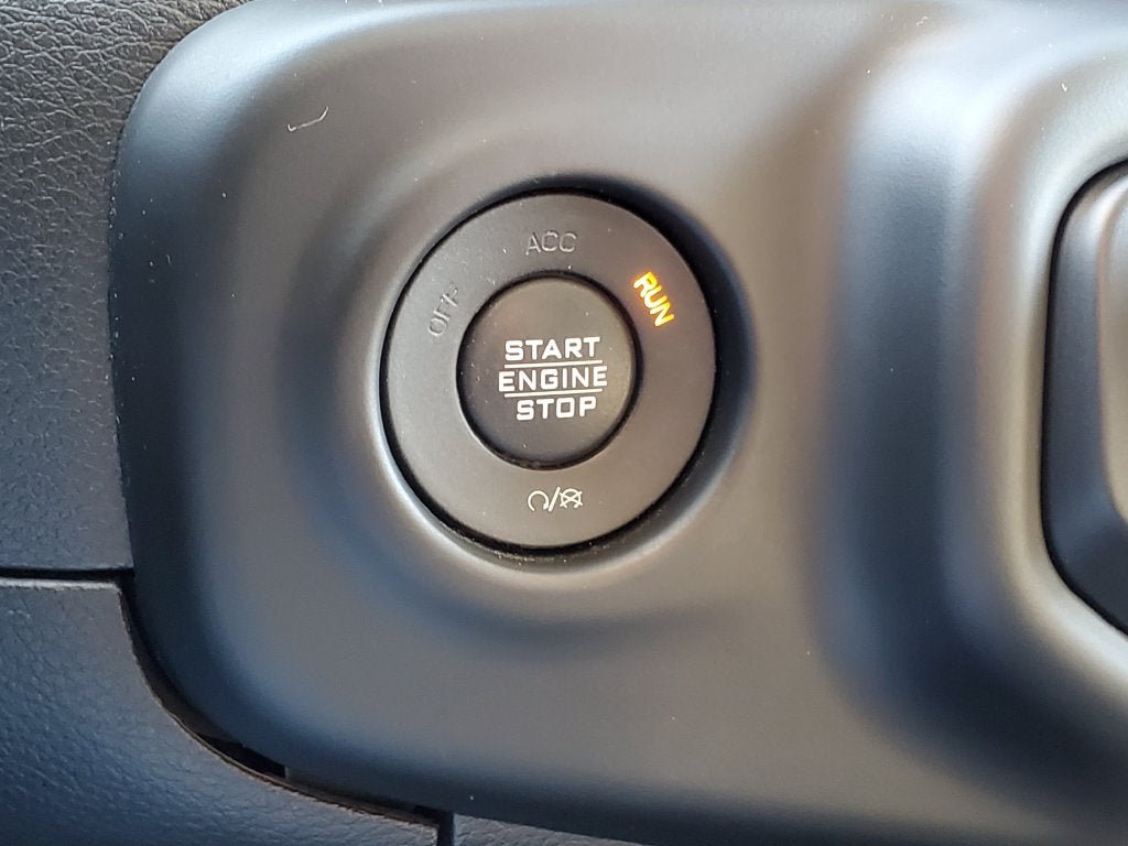 Used 2018 Jeep Wrangler Unlimited Sport S AWD/4WD image 15