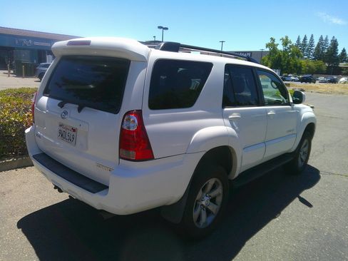 Used 2006 Toyota 4Runner Limited AWD/4WD image 4