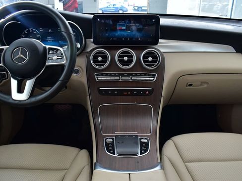 Certified 2022 Mercedes-Benz GLC 300 4MATIC image 21