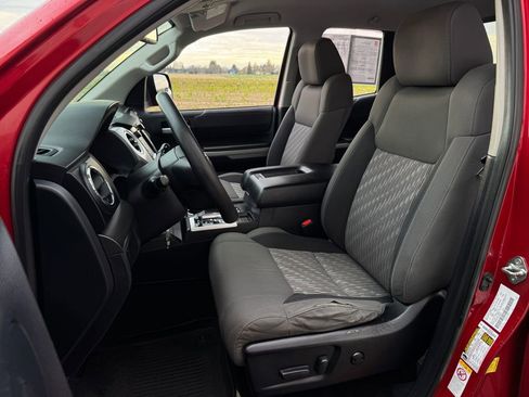 Used 2019 Toyota Tundra SR5 w/ SR5 Upgrade Package image 9