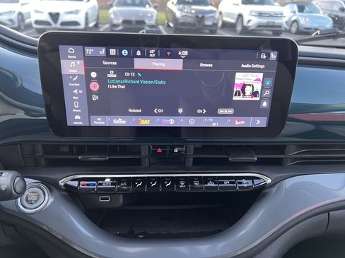 New 2025 FIAT 500 e w/ Quick Order Package 21B Icona image 19