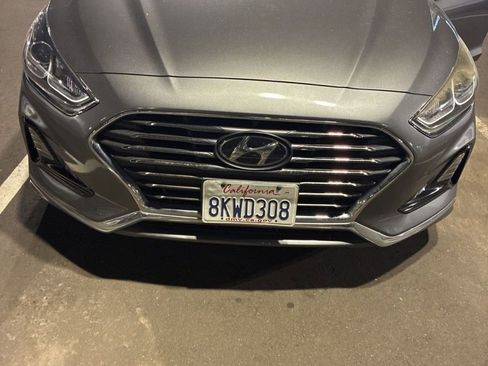 Used 2019 Hyundai Sonata SE w/ Cargo Package image 2