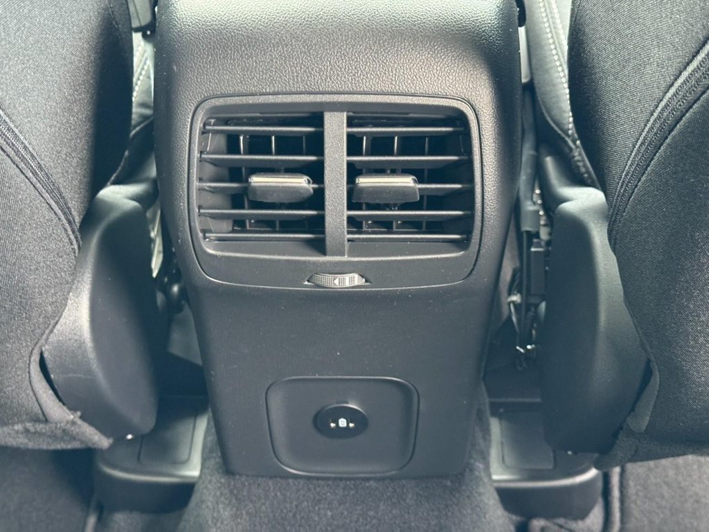 Used 2026 Ford Escape Active w/ Cold Weather Package AWD/4WD image 11
