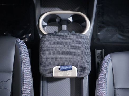 Used 2025 MINI Cooper Countryman S image 14