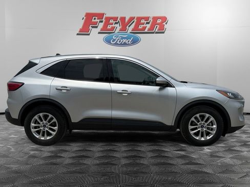 Certified 2020 Ford Escape SE FWD image 6