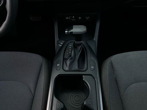 Used 2025 Kia K4 LXS image 14