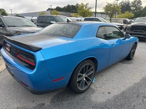Used 2016 Dodge Challenger R/T Scat Pack RWD image 3