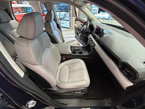 Used 2023 Honda Pilot Touring image 41