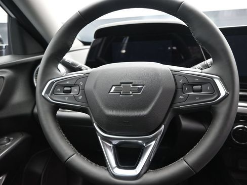 New 2026 Chevrolet Trax ACTIV w/ Sunroof Package FWD image 24