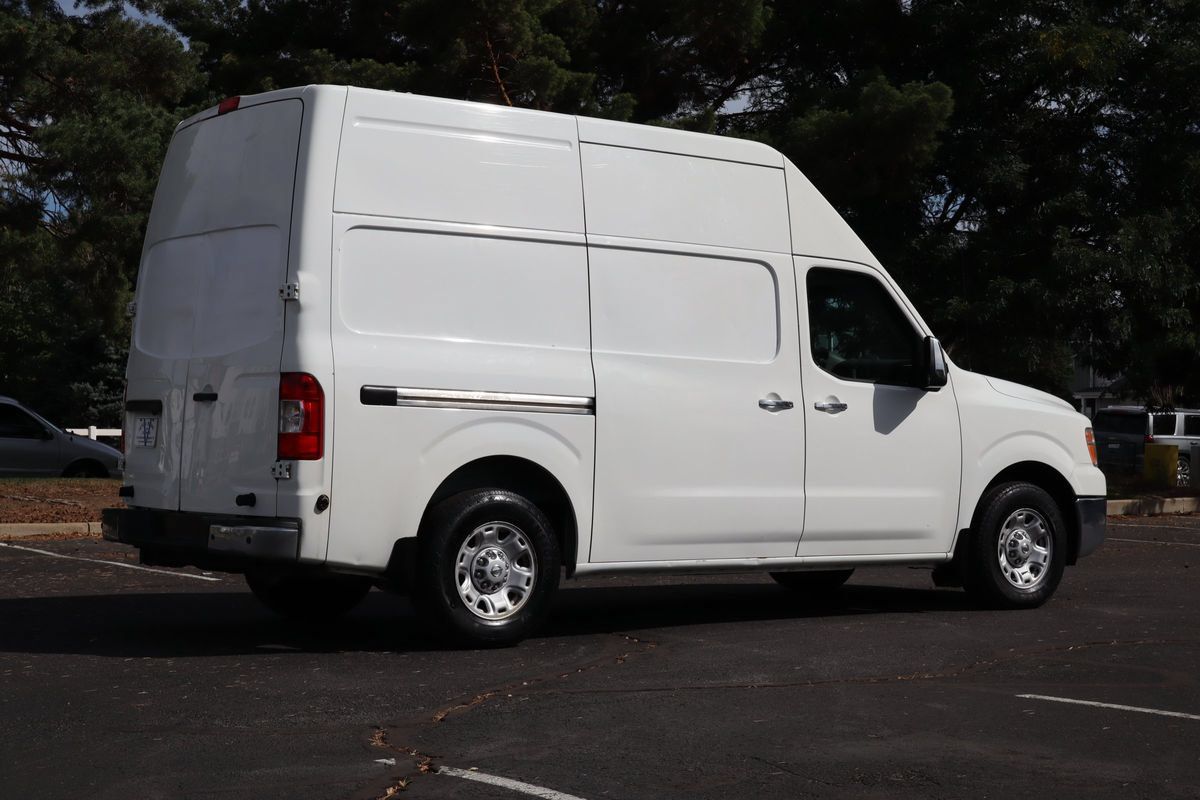 Used 2012 Nissan NV 3500 SV w/ Side Curtain Airbag Pkg RWD image 5