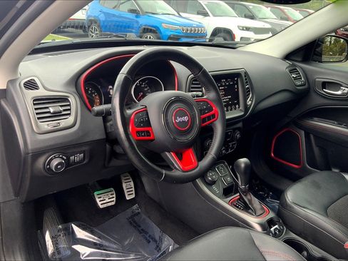 Used 2018 Jeep Compass Trailhawk w/ Navigation Group image 16