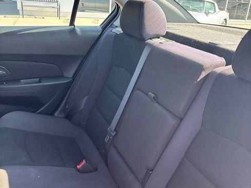 Used 2015 Chevrolet Cruze LT FWD image 16