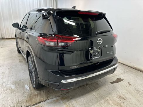 Certified 2024 Nissan Rogue Platinum image 2