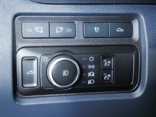 Certified 2024 Ford F350 Platinum AWD/4WD image 26