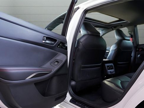 Used 2020 Toyota Avalon TRD image 47