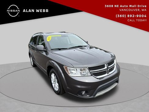 Used 2015 Dodge Journey SXT w/ Flexible Seating Group FWD image 1