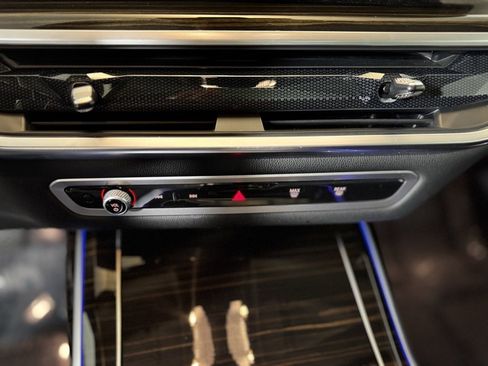 Used 2023 BMW X7 xDrive40i image 16