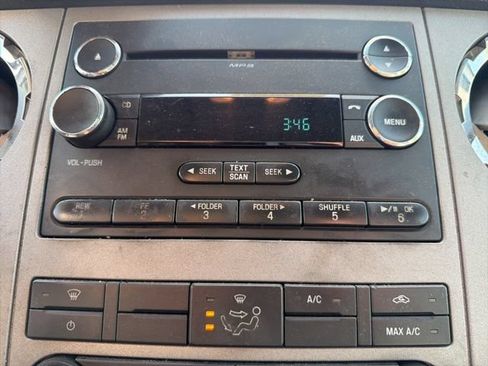 Used 2016 Ford F750 2WD Regular Cab Super Duty image 20
